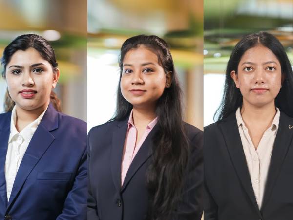 Alzia Khan, Ananya Hazra, Akansha Manral